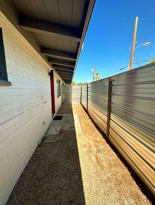 Photo - 2756 N Forgeus Ave