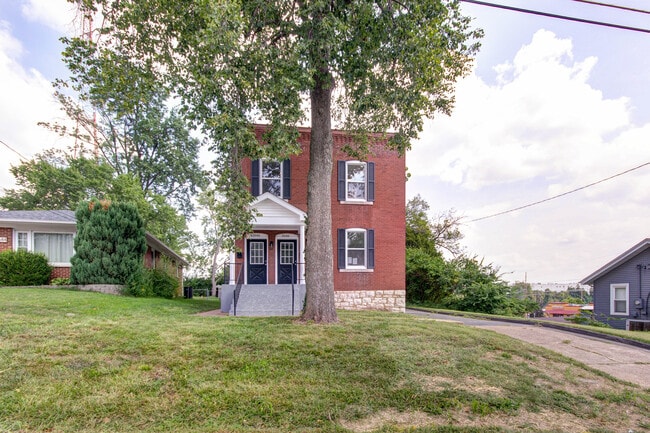 Front - 2646 Melvin Ave Unit Apt A