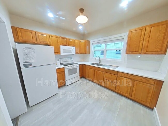 Photo - 2305 6th St Unit #B