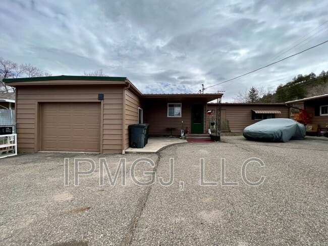 Photo - 201 Plateau Ave