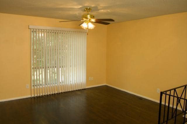 Photo - 8611 E 97 Terrace