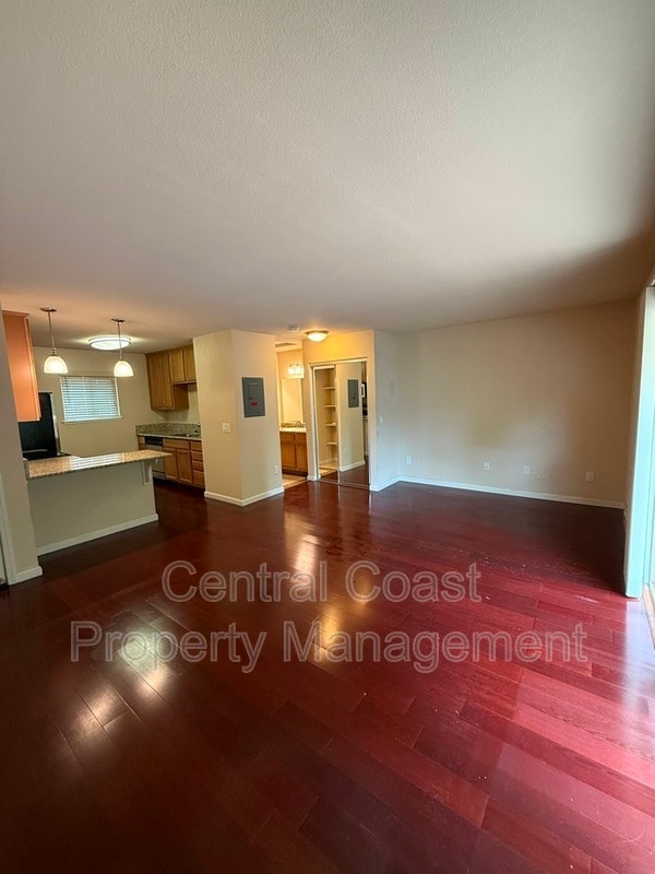 Photo - 300 Glenwood Cir Unit 290