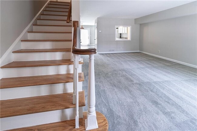 Photo - 3071 Colonial Way Unit E