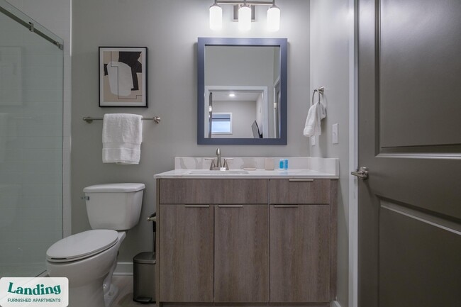 Photo - 600 19th St N Unidad 606