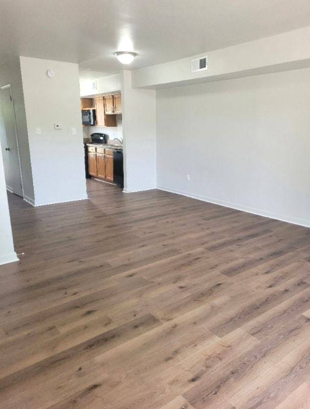 Photo - 16 Bainbridge Ave Townhome
