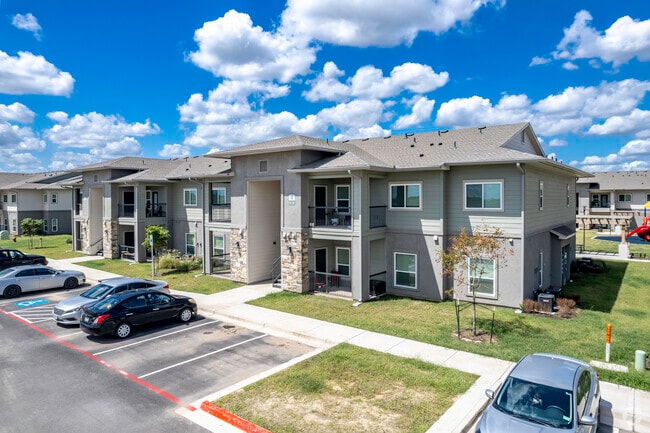 Capella Apartment Homes
