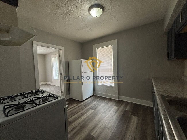Photo - 229-231 N Jefferson Ave Unit 231 N Jefferson Ave - B