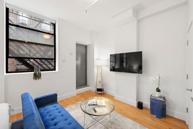 Photo - 517 W 45th St Unit SI ID1224960P