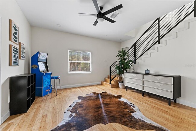 Photo - 680 25th Ave S