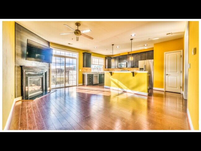 Photo - 7556-2 Morris St Unidad 2 - 1