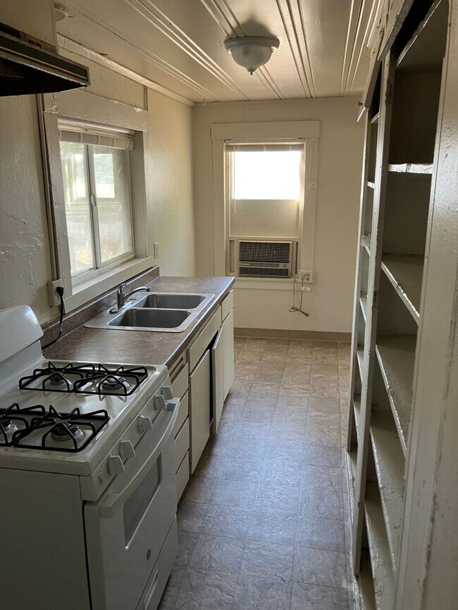 9330-9320 Latham Dr Unit 9330LATH