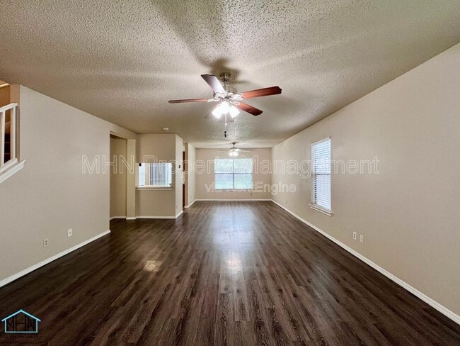 Photo - 8143 Chestnut Manor Dr