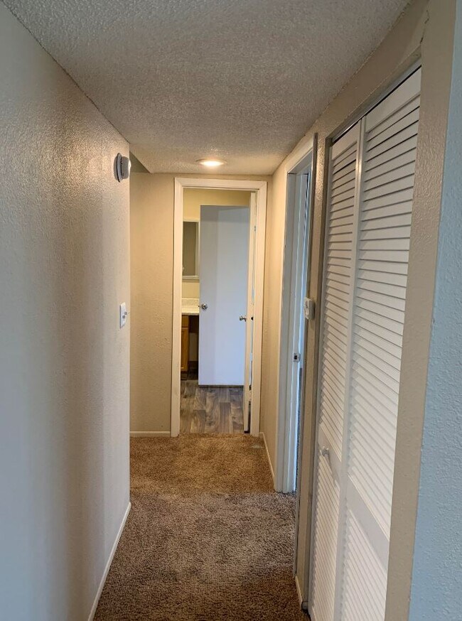 Whispering Pines Apartment Homes For Rent in Topeka, KS