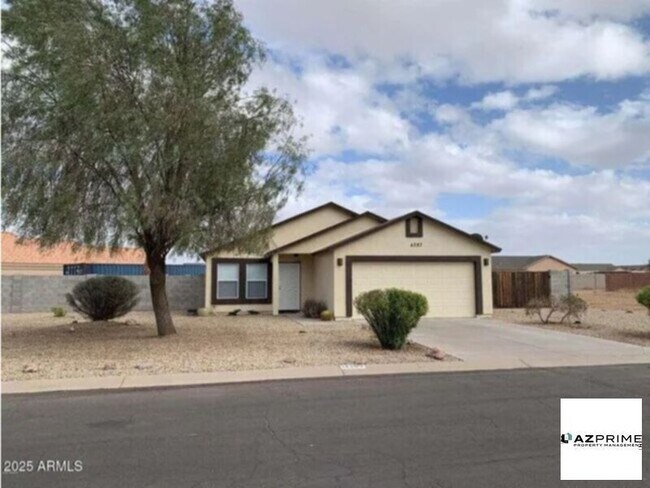 Building Photo - Nice house