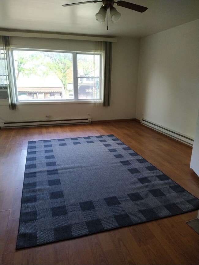 Photo - 926 Main St Unit 2f