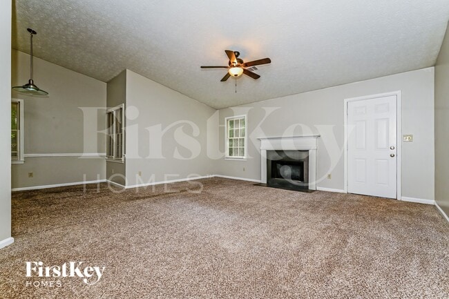 Photo - 1411 Windy Hill Ct SE