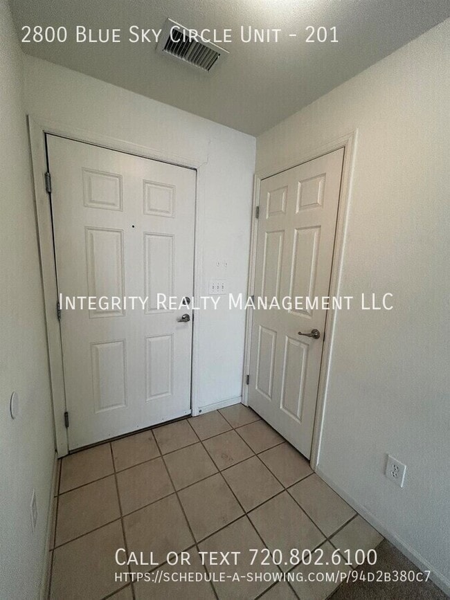 Photo - 2800 Blue Sky Cir Unidad 201