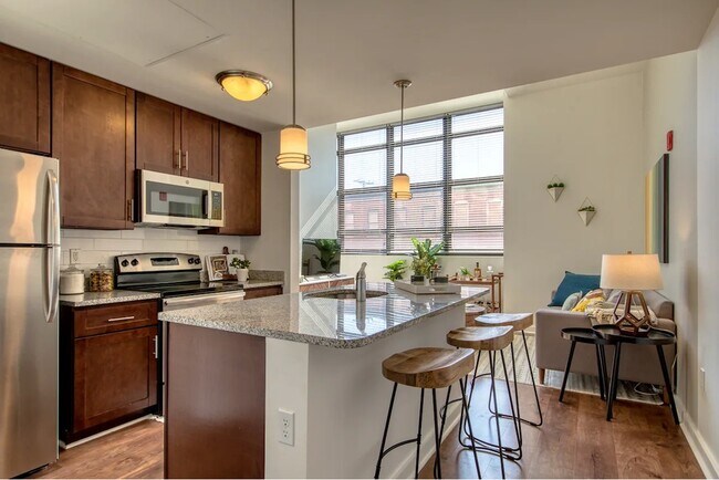 101 Ellwood
