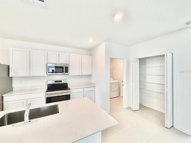 Photo - 1547 Jessica Blvd