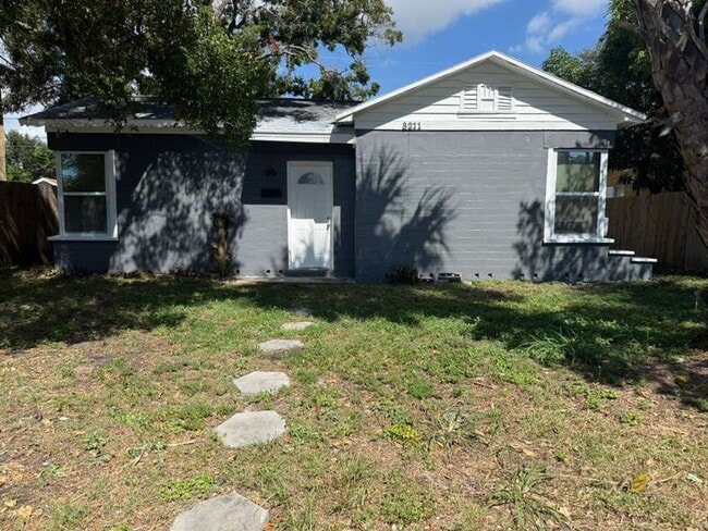 Building Photo - 1 Bedroom Home