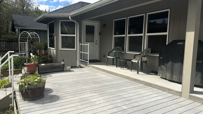 Photo - Great 3 Bedroom 2 Bath House!