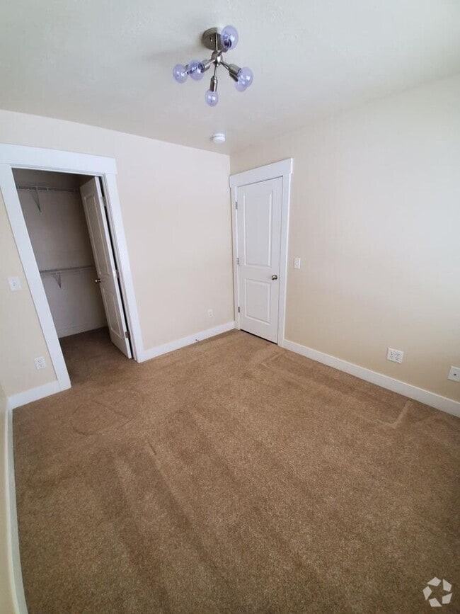 Building Photo - 1049 Quarry View Way Rental
