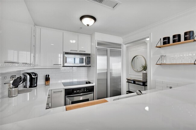 Photo - 3350 SW 27th Ave Unit 2104