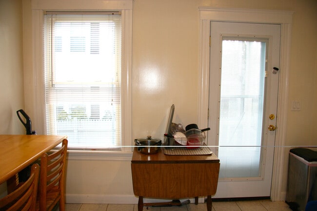 Photo - 54 Hobson St