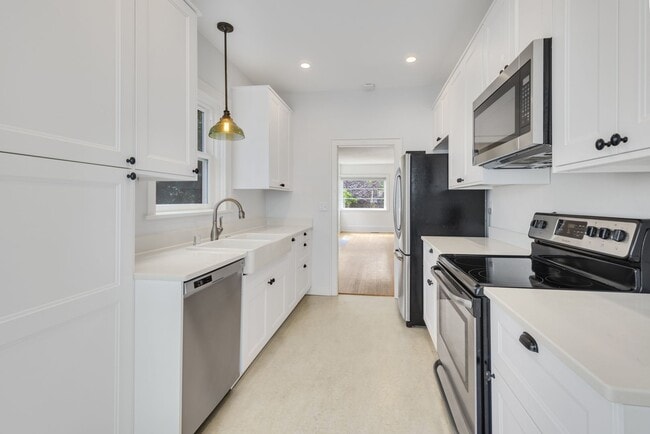 Photo - Charming 1906 Craftsman in Fremont — 3 Beds, Walk to Shops & Parks