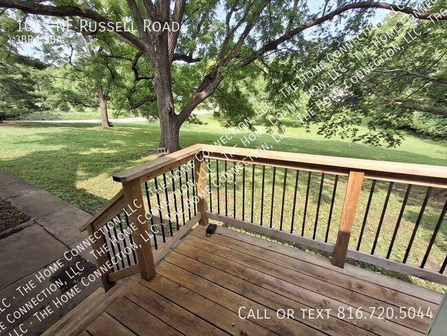 Photo - 1015 NE Russell Rd.