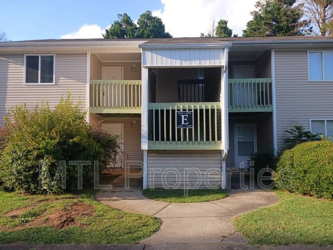 Photo - 1674 Eagles Pl