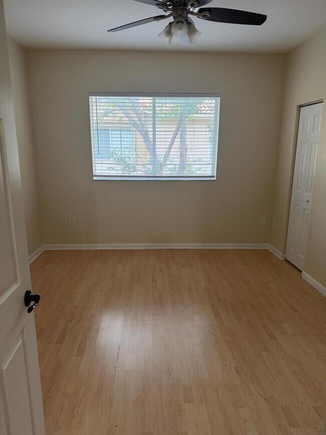 Photo - 8839 S Isles Cir Unit 1708