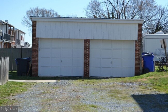 Photo - 200 W All Saints St