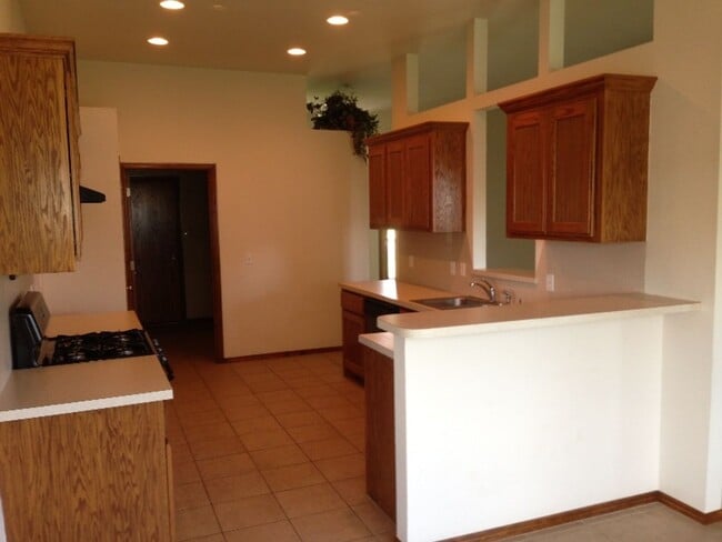 Photo - 3 Bed + Office - Moore Schools - Must See