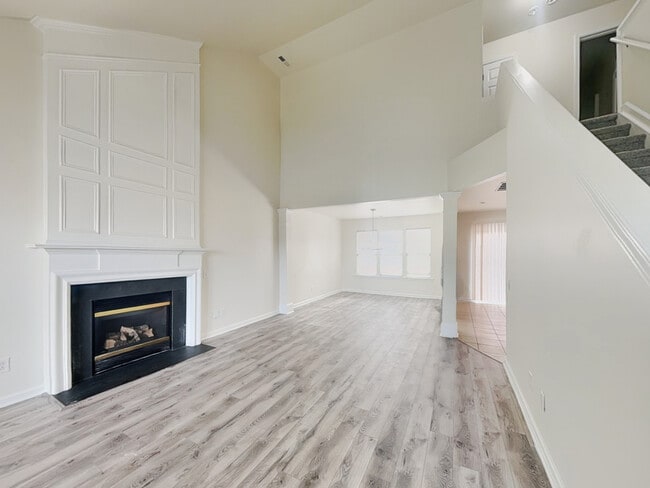 Photo - 8627 Challenger Dr