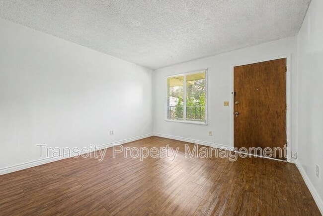 Photo - 225 N Standage