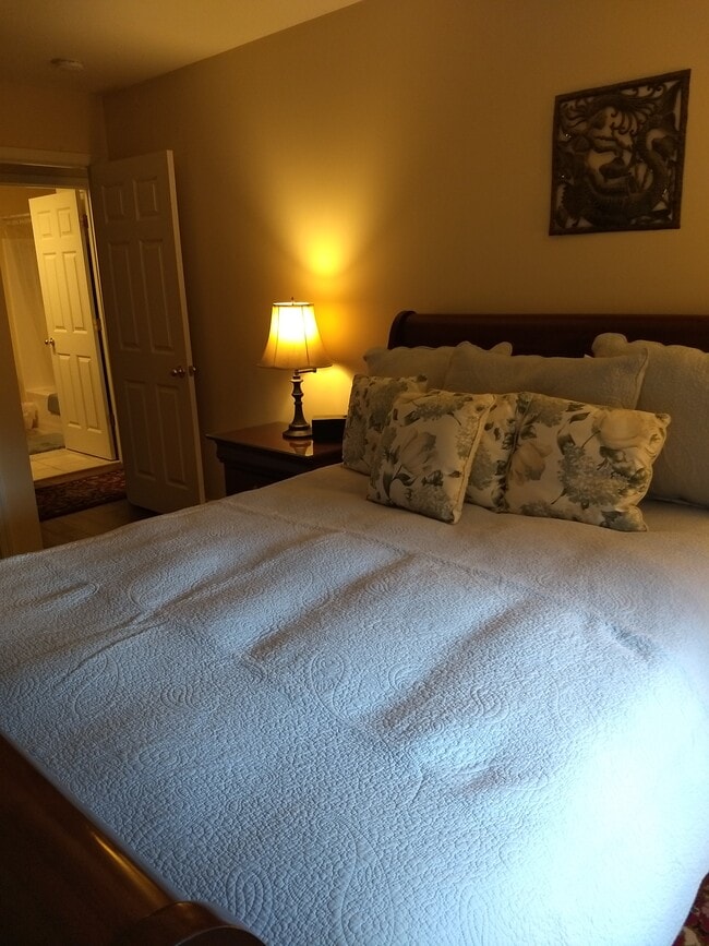 Photo - 4659 Montgomery Rd Unidad Apt 2