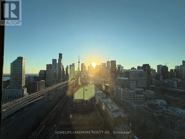 Photo - 35 Parliament St Unit 2906