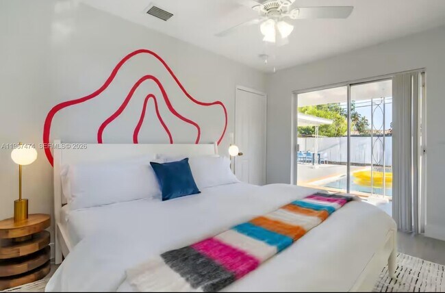 Photo - 7881 Sheridan St