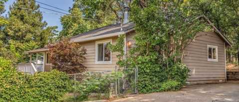 Photo - 110 Maryland Dr