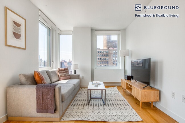 Building Photo - 125 Delancey St Rental