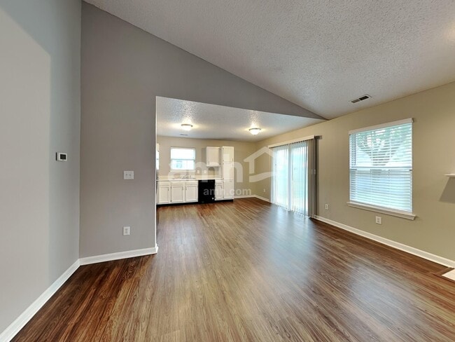 Photo - 17317 Pine Wood Ln