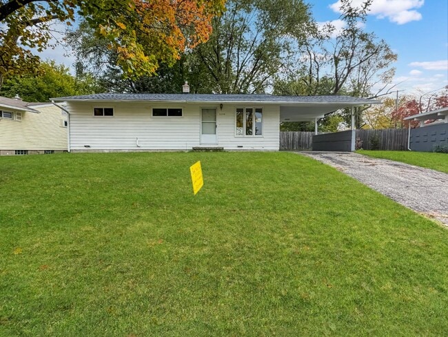 Building Photo - 4204 Northgate Dr NE Rental