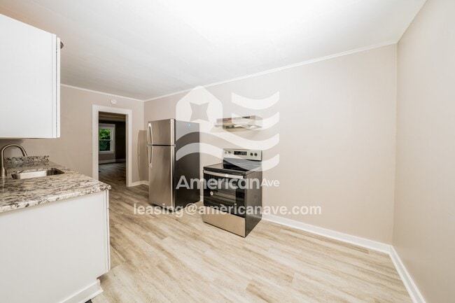 Photo - 120 Bradford St