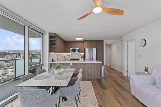 Building Photo - High-Rise Retreat | Panoramic Ocean & City Views Unit 3618R