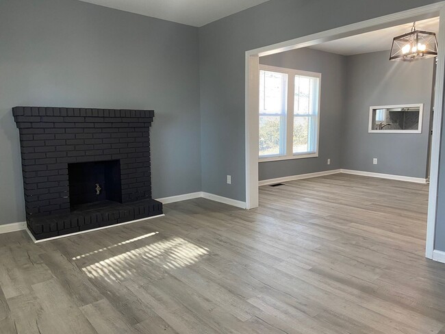 Photo - 3 Bedroom, 1.5 Bathroom House in High Point!