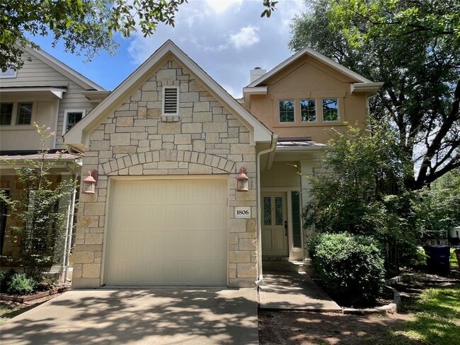 Photo - 1806 Crown Dr House