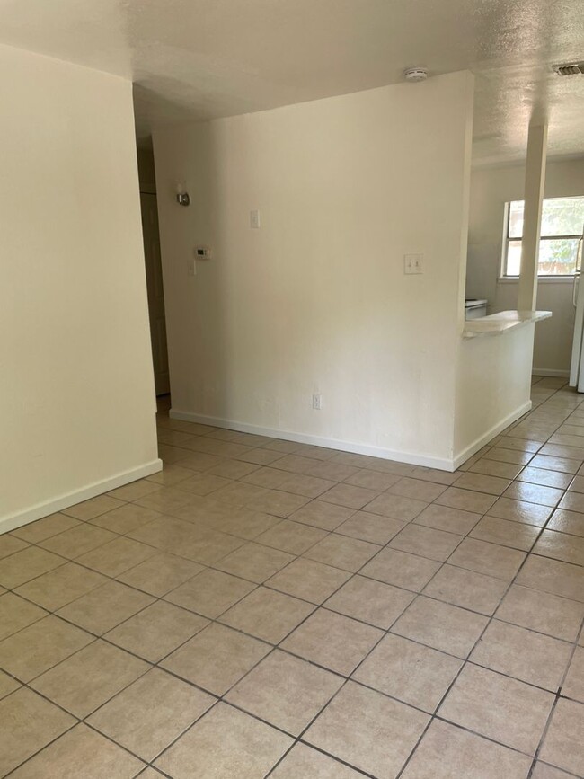 Photo - 703 E 3rd St Unit 703-A (203)