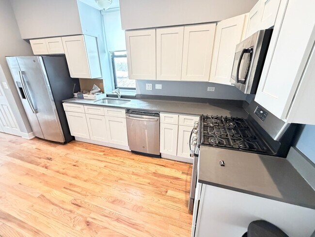 Photo - 113 S Paulina St Unidad 3F