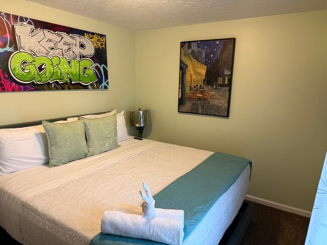 Photo - 4440 Renwood Dr